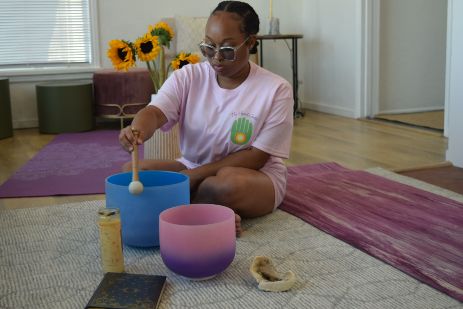 Sound healing training with meditation and vibrational therapy practices
